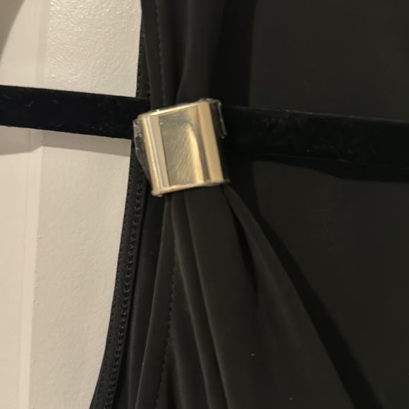 NWOT White House Black Market Top - Picture 5 of 10